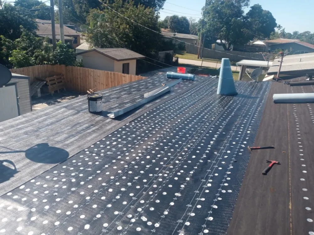 Slide of Cruz Roofing Services