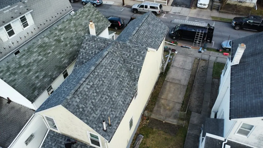 Licensed metal roofing installation in Wilkes-Barre, PA by Cruz Roofing Solutions
