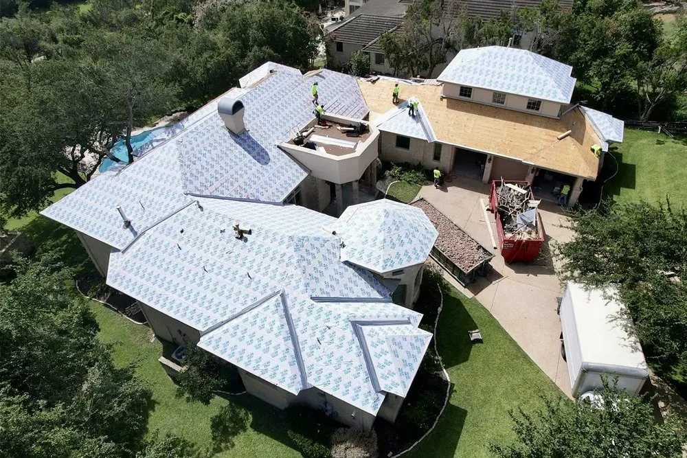 Professional roof leak repair in Del Valle, TX - Crystal Roofing & Complete