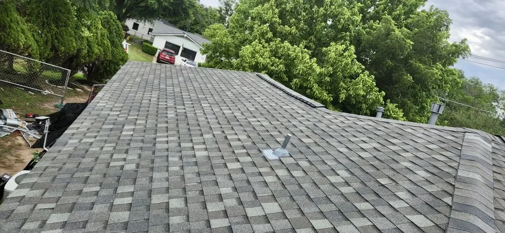 Local roof replacement in Del Valle, TX - Crystal Roofing & Complete