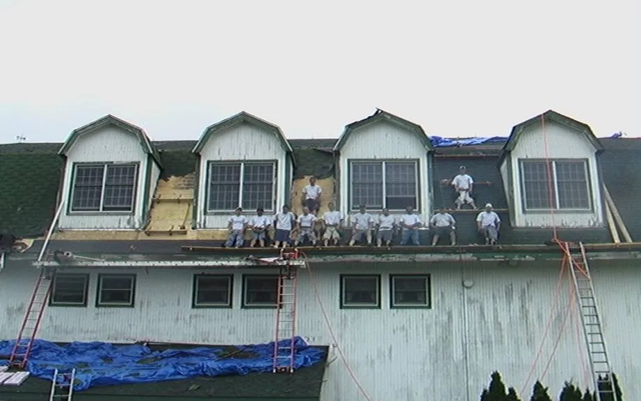 Slide of CS Roofing Company