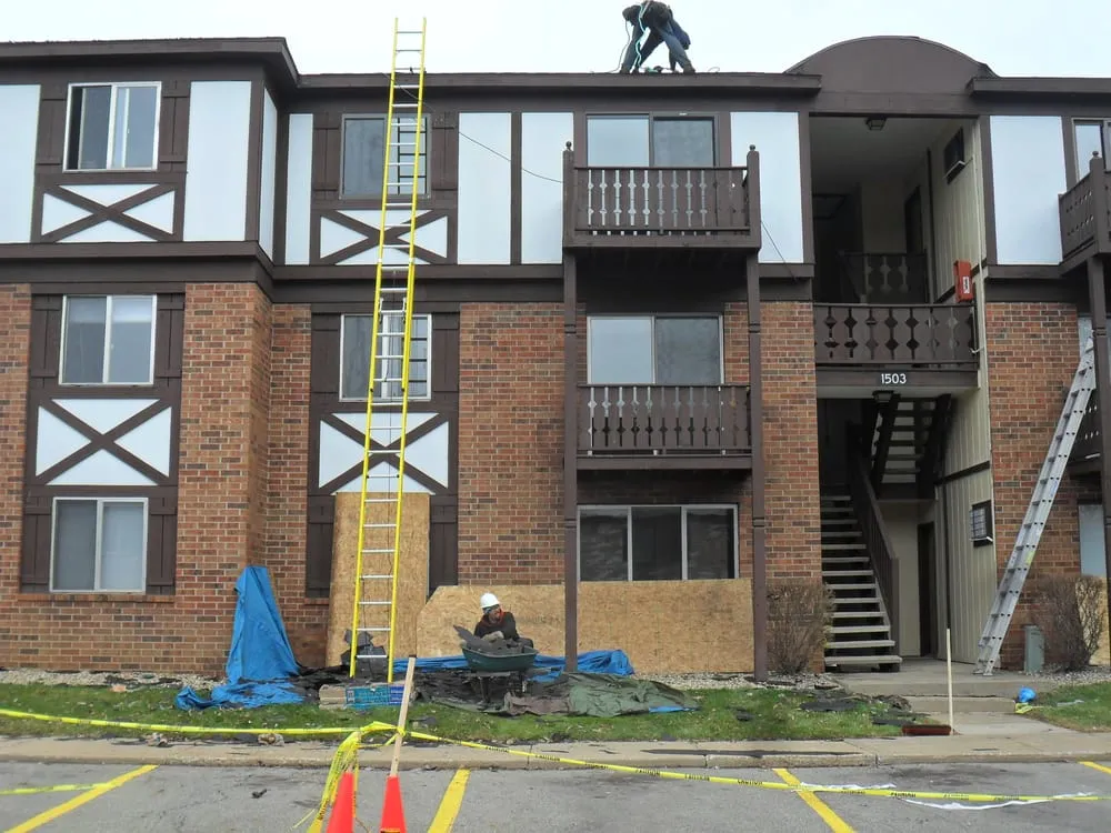 Slide of CS Roofing Company