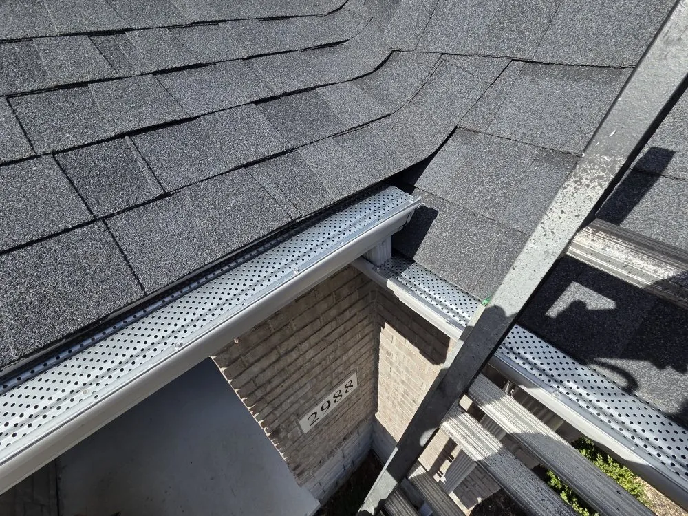 Slide of Cs Roofing