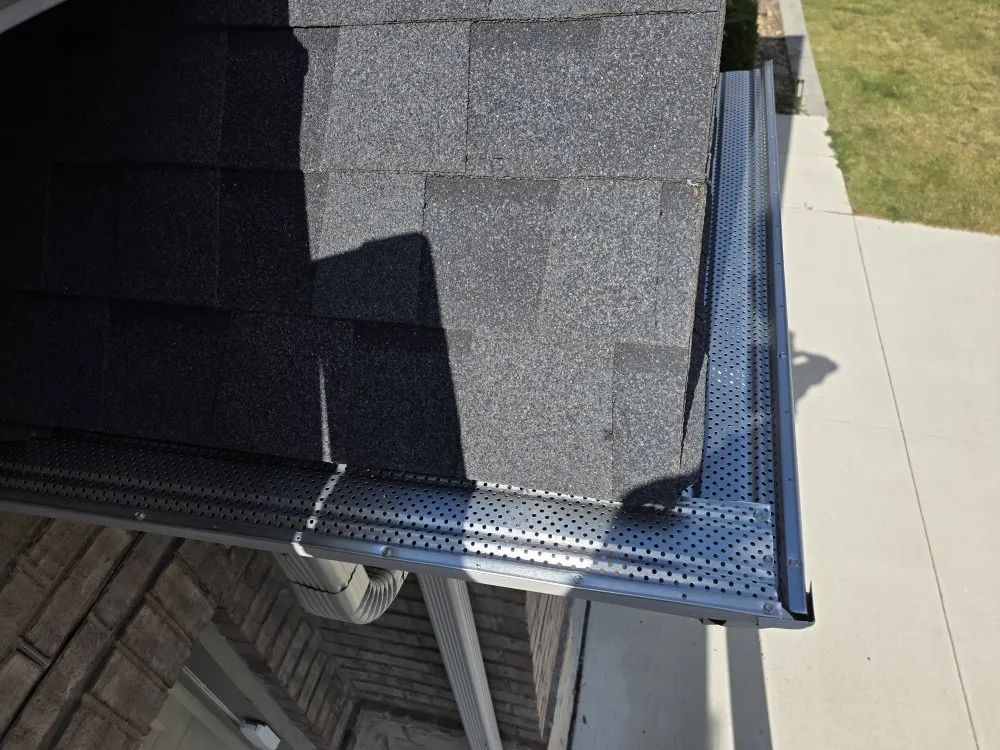 Slide of Cs Roofing
