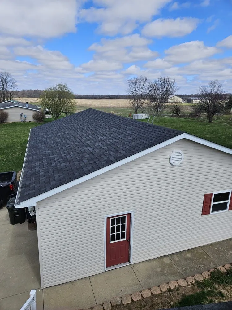 Trusted roof replacement for homes in Glenwood, IN by CSY Roofing