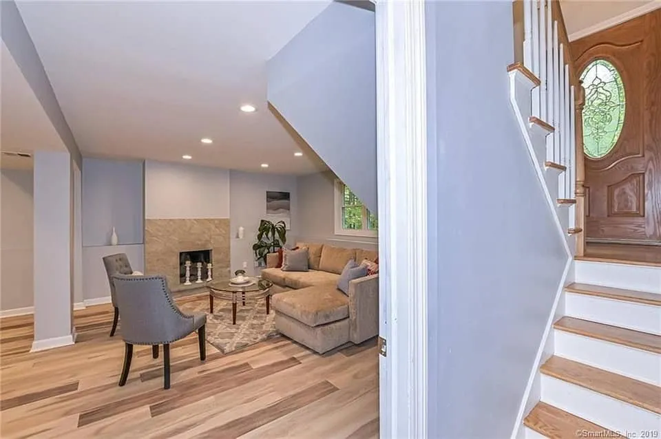 Slide of CT Homes and Roofing