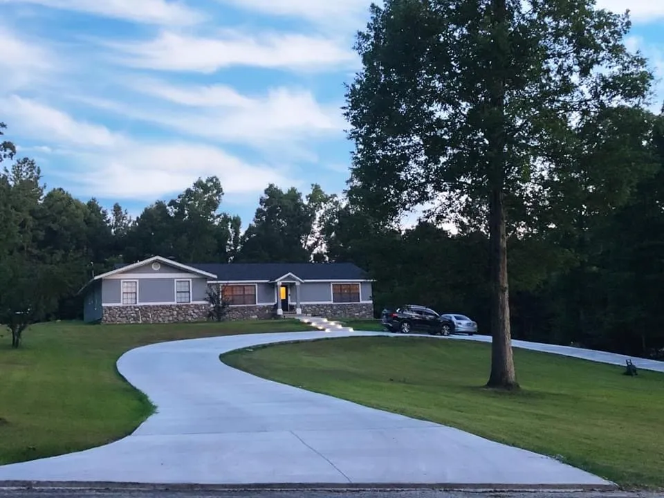 Local residential roofing service in Mabelvale, AR by CTK Construction