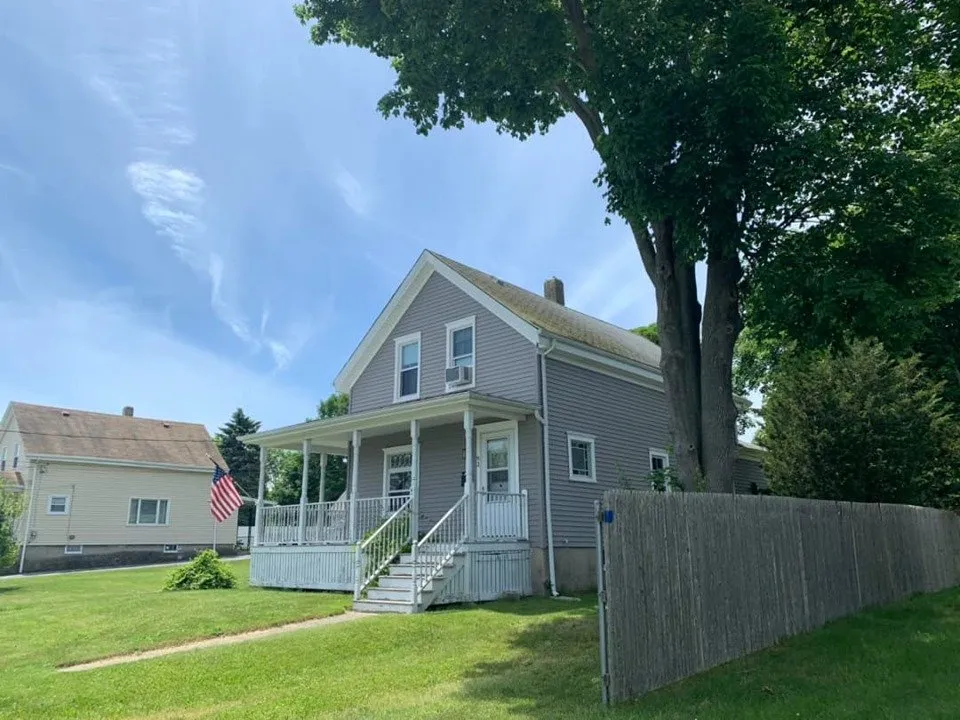 Slide of Cunha Pro Construction