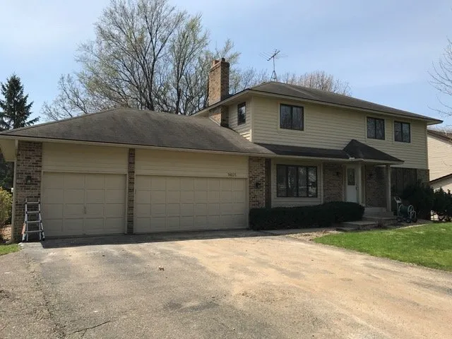Slide of Curb Appeal Roof Cleaning