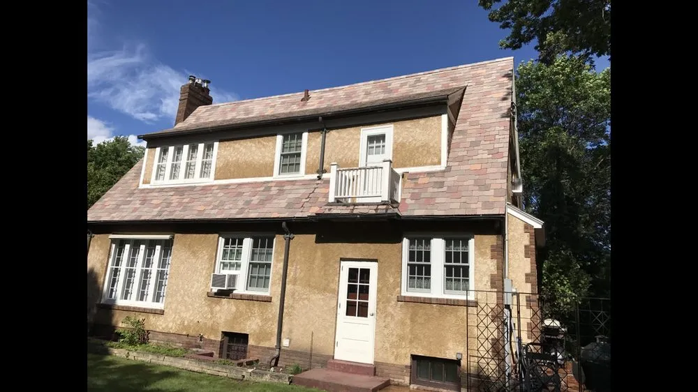 Slide of Curb Appeal Roof Cleaning