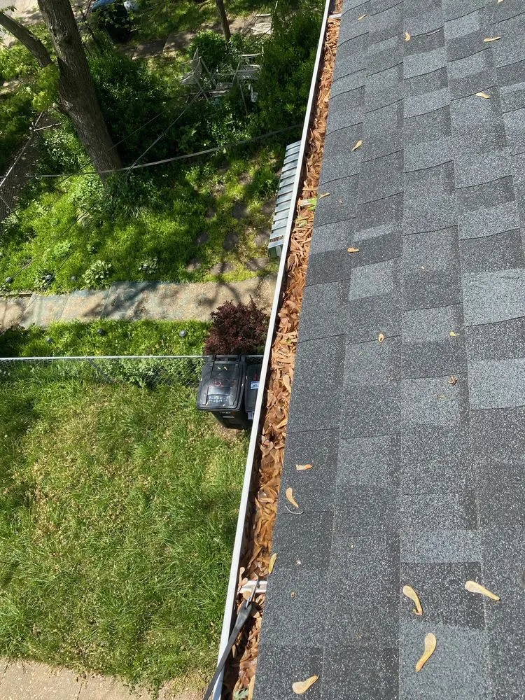 Slide of Currie Roofing Services