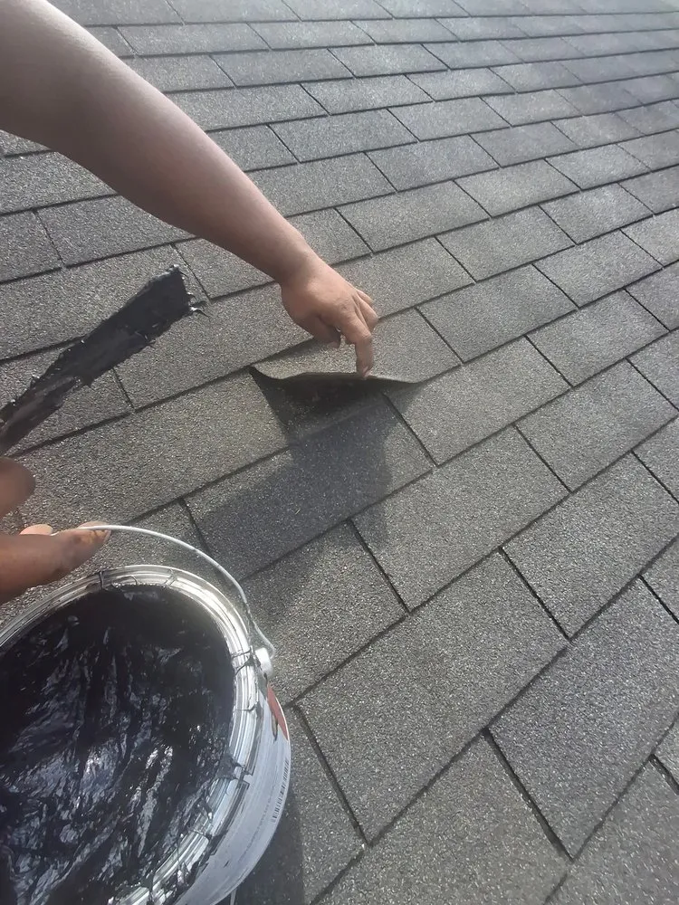 Slide of Curt Lays Roofing