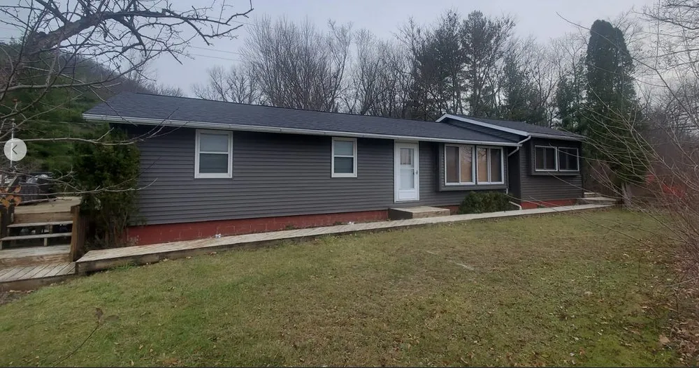 Slide of Curti Construction