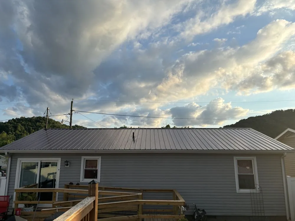 Top-rated roof leak repair in Redbush, KY by Curtisy Roofing