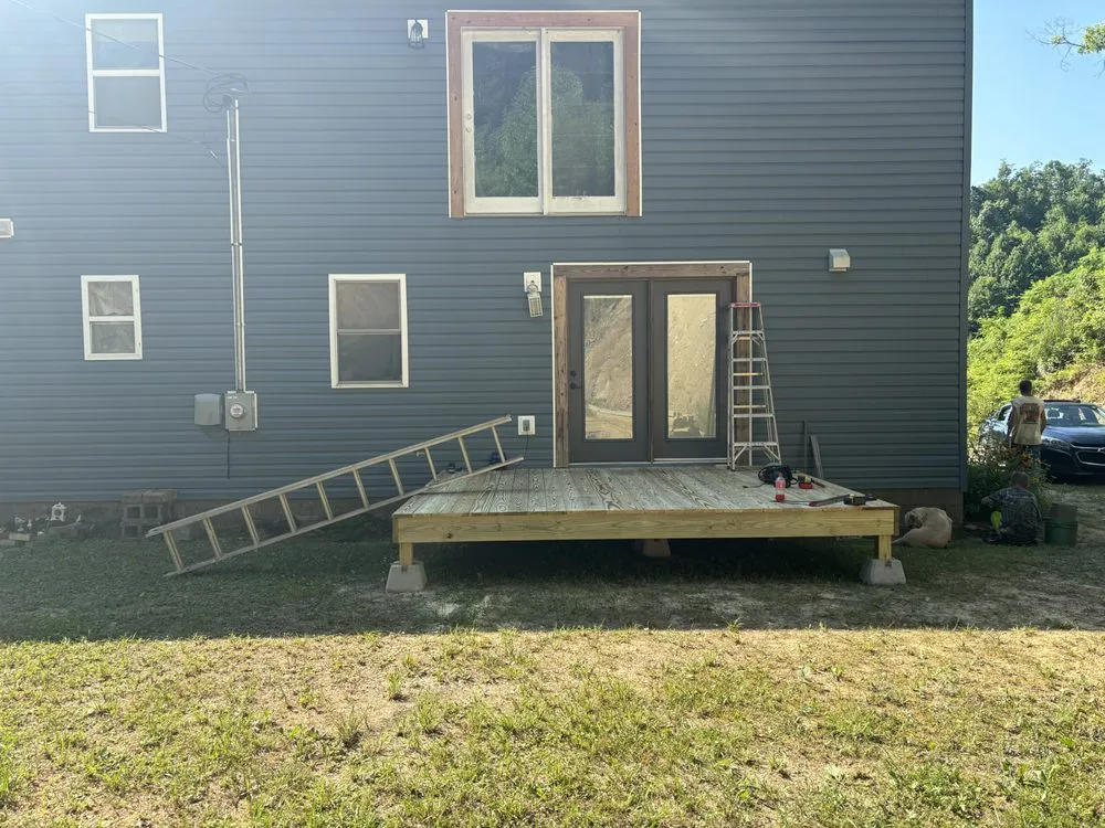 Expert flat roof repair experts serving Redbush, KY - Curtisy Roofing