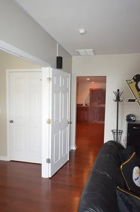 Slide of Custom Renovations Inc