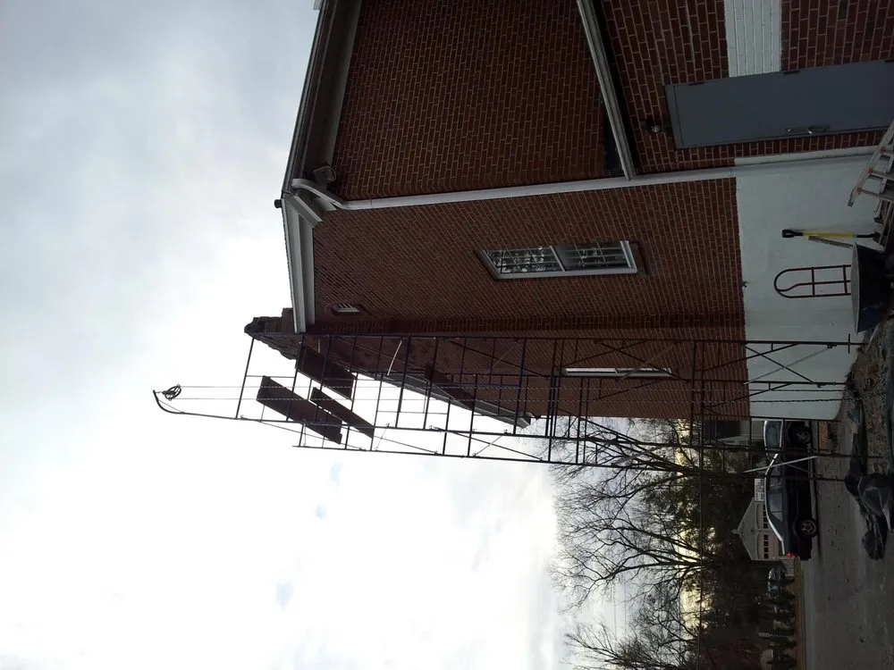 Top-rated roof leak repair in Vernon Rockville, CT - Custom Roofing Chimney Service