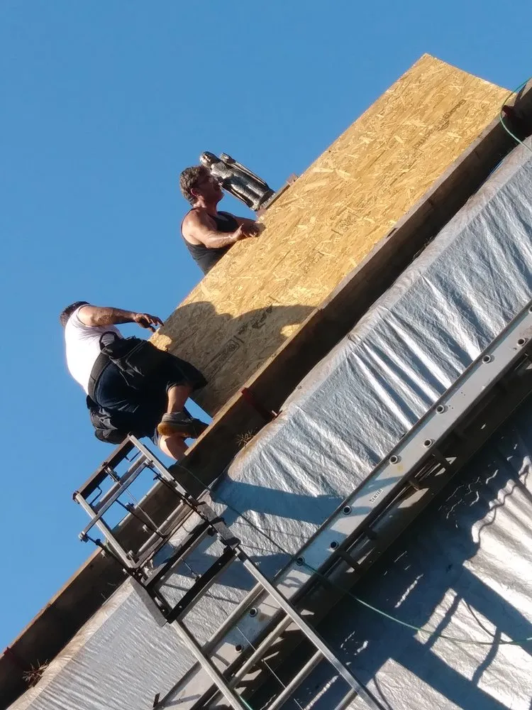 Expert shingle roofing service in Vernon Rockville, CT - Custom Roofing Chimney Service