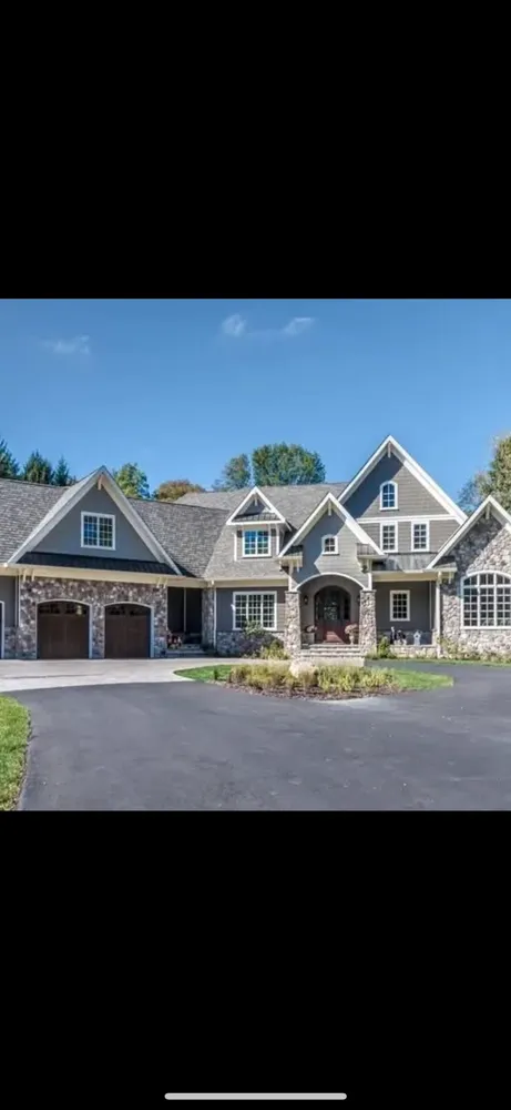 Slide of Custom Tradesmen