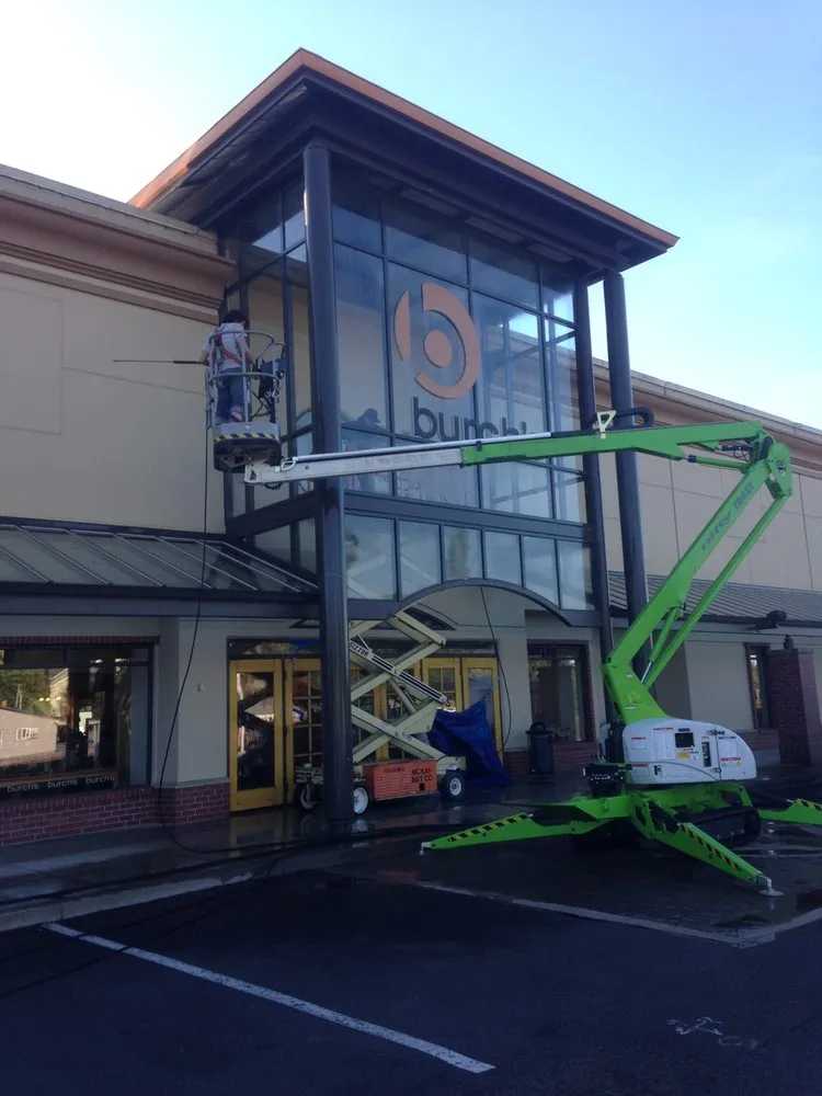 Slide of Custom Window Cleaning and Property Maintenance