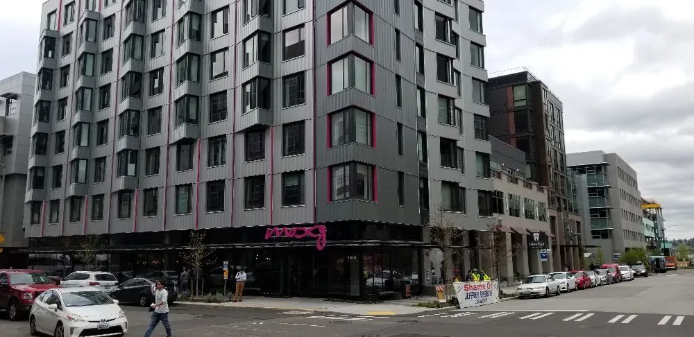 Slide of Cutting Edge Building Maintenance