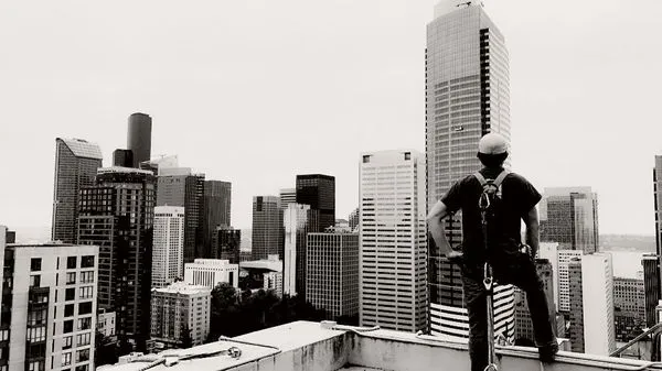 Cutting Edge Building Maintenance Logo