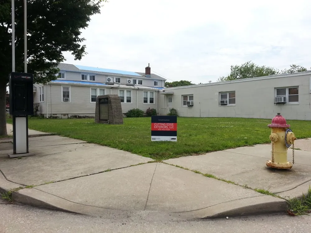 Slide of Cutting Edge Exteriors