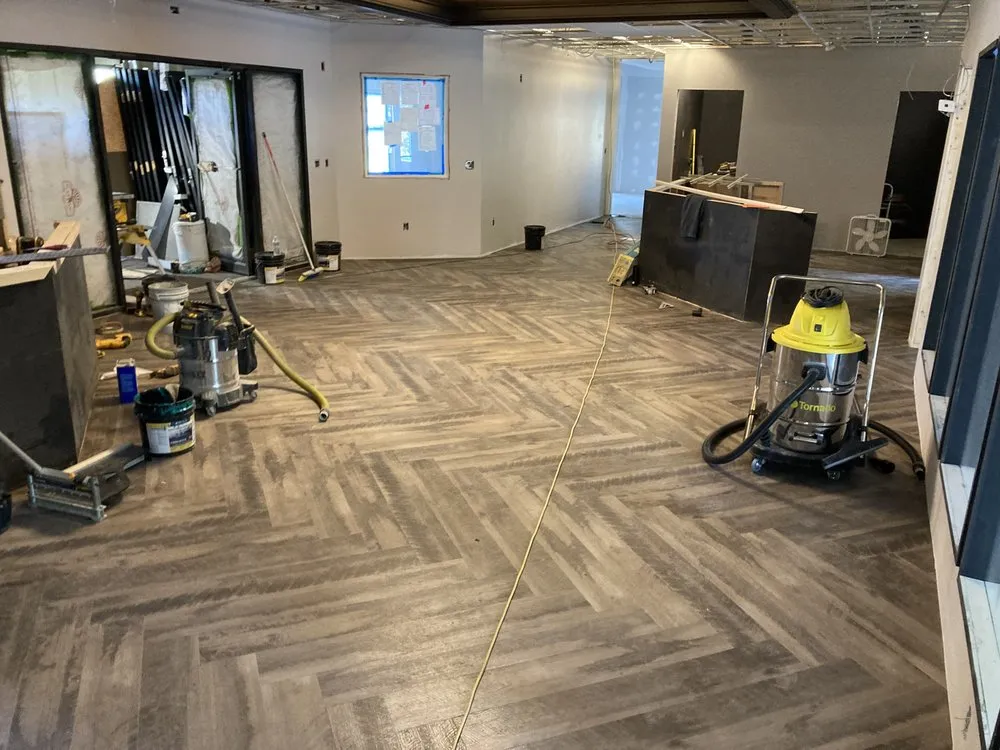 Slide of CW Contracting and Painting