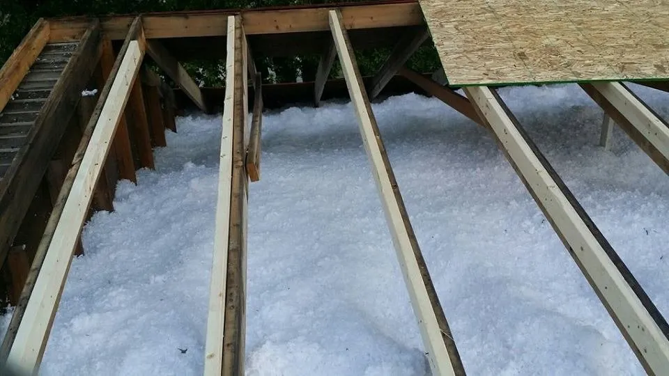 Slide of CW Custom Exteriors