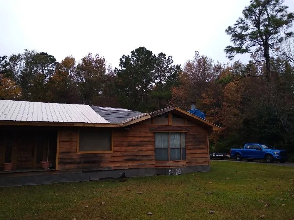 Slide of C&W Home improvement and Roof Repair