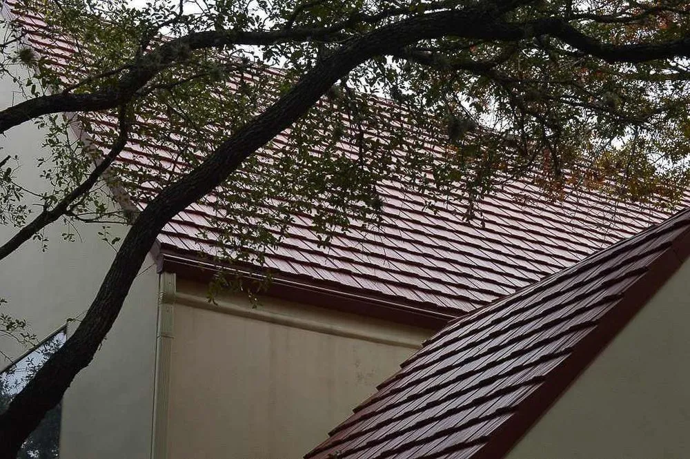 Slide of C.W. Roofing & Construction