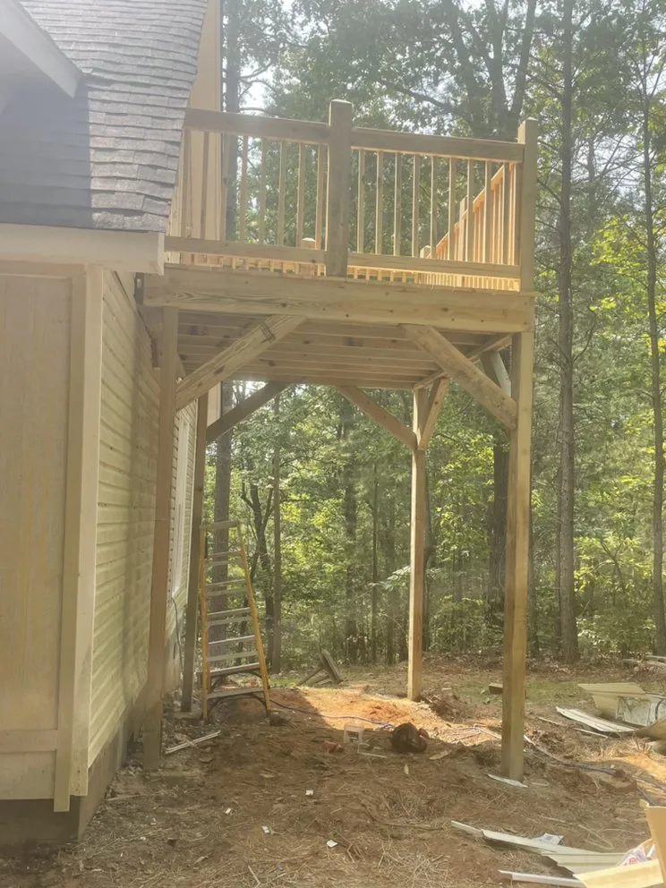 Slide of Cwilson Roofing