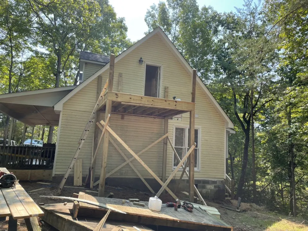 Slide of Cwilson Roofing