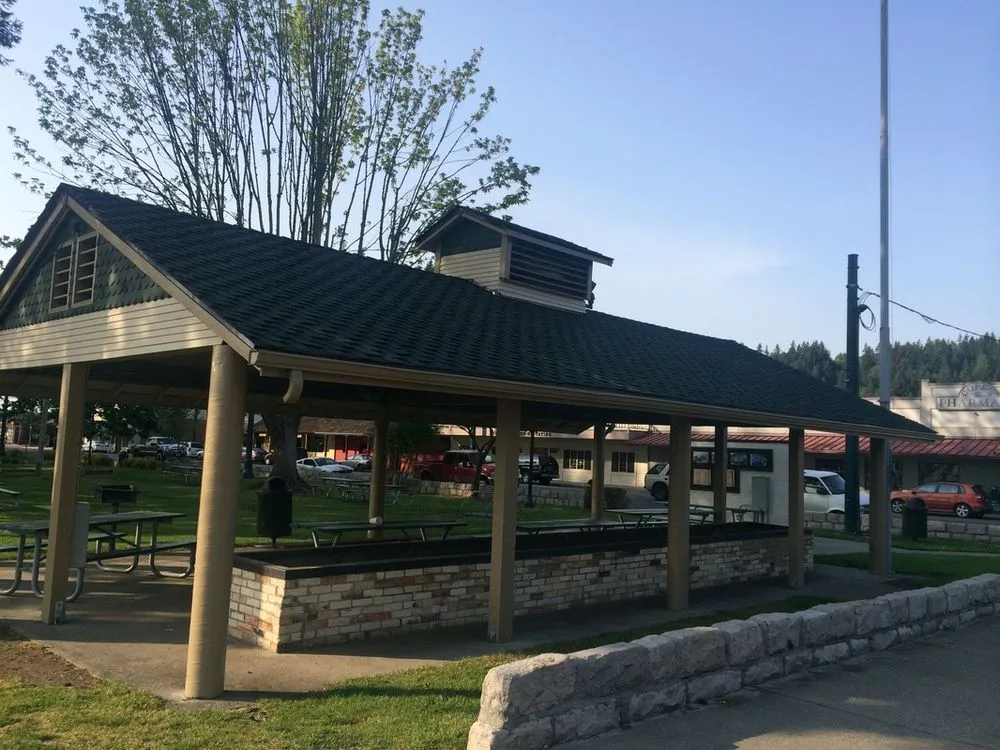 Slide of D & D Construction