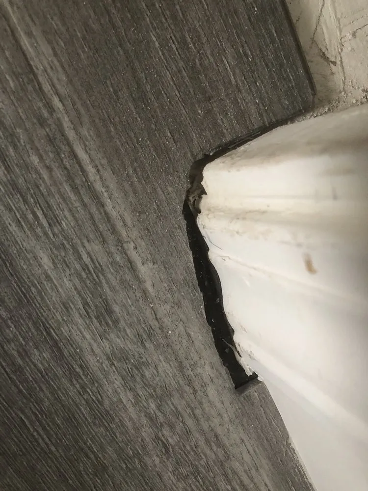 Slide of D & D Roofing & Siding