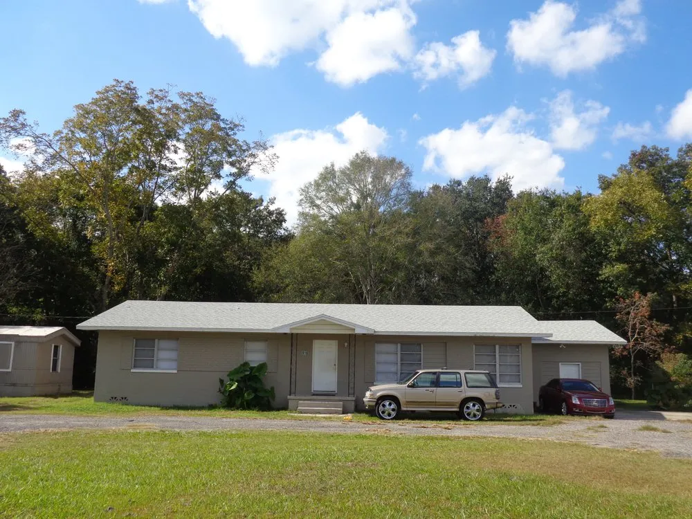 Slide of D & D Roofing