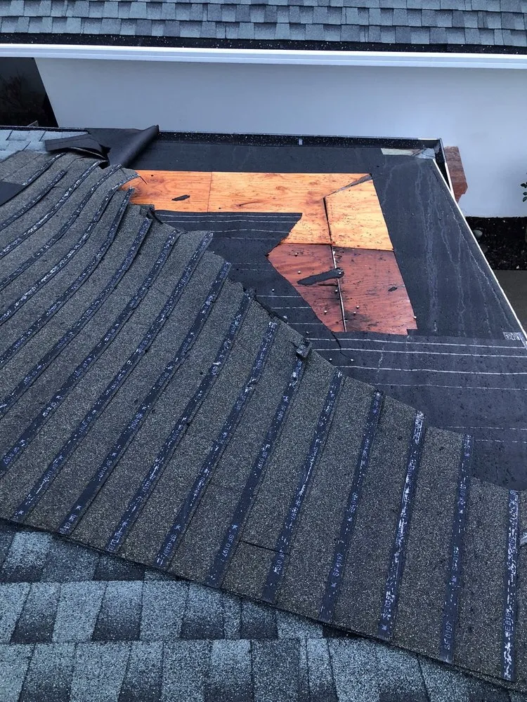 Slide of D & D Roofing