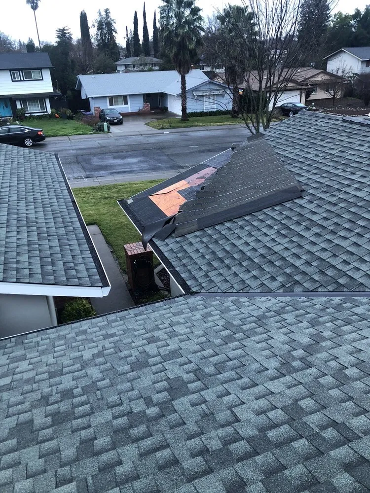 Slide of D & D Roofing
