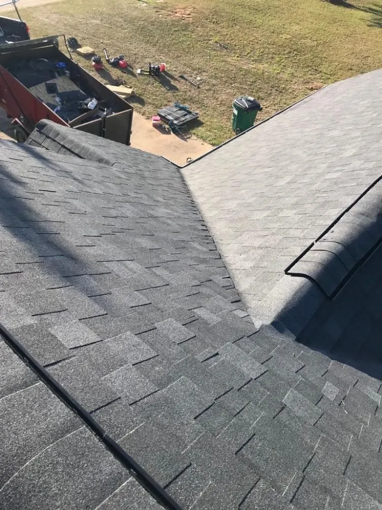 Slide of D & G Roofing and Painting