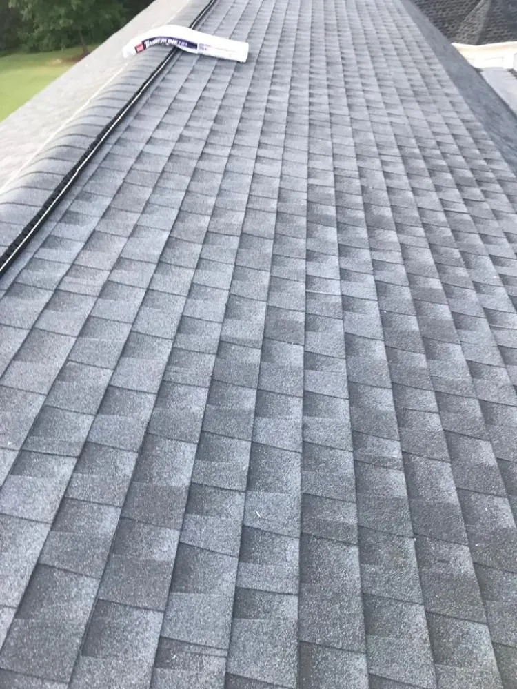 Slide of D & G Roofing and Painting