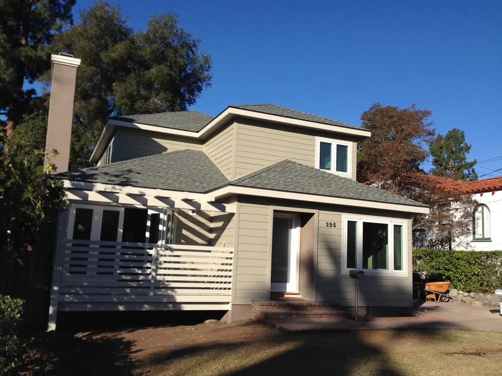 Slide of D & G Roofing