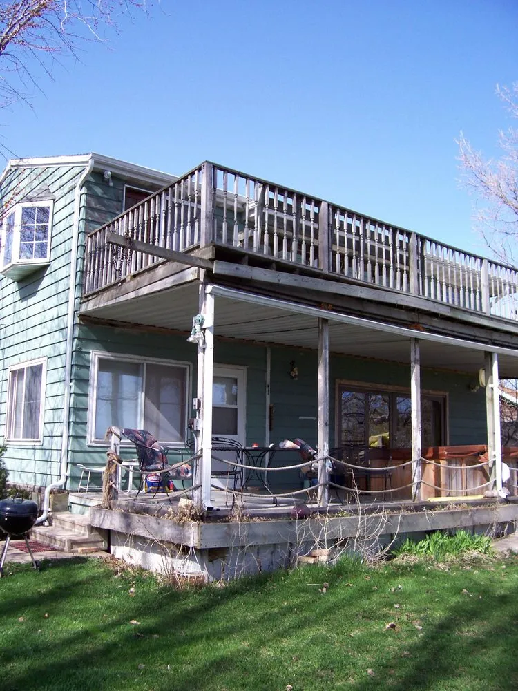 Slide of D & J Quality Construction