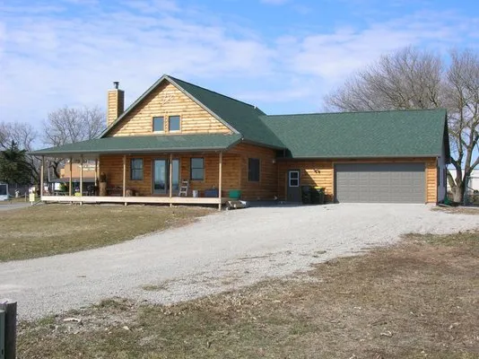 D & J Quality Construction Logo