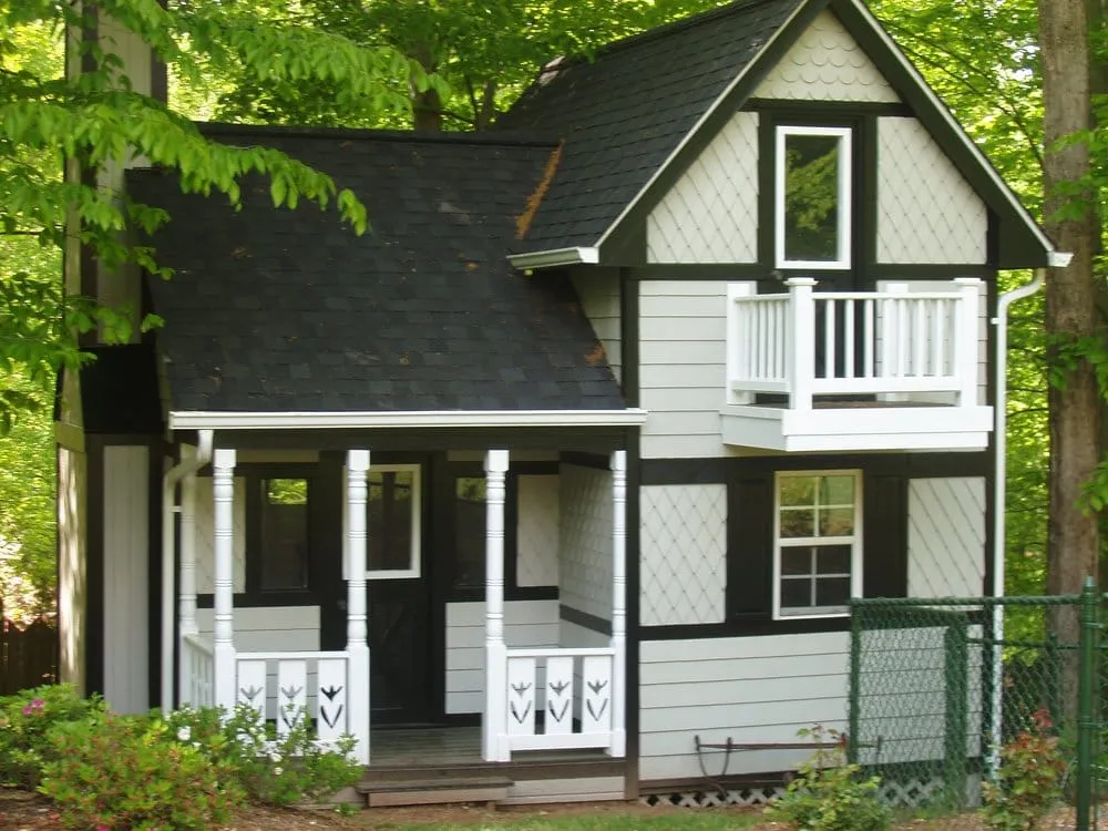 Slide of D & M Enterprises