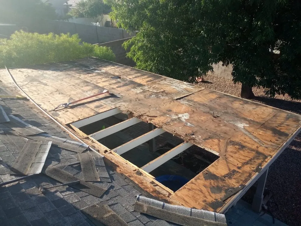 Slide of D & M Roofing