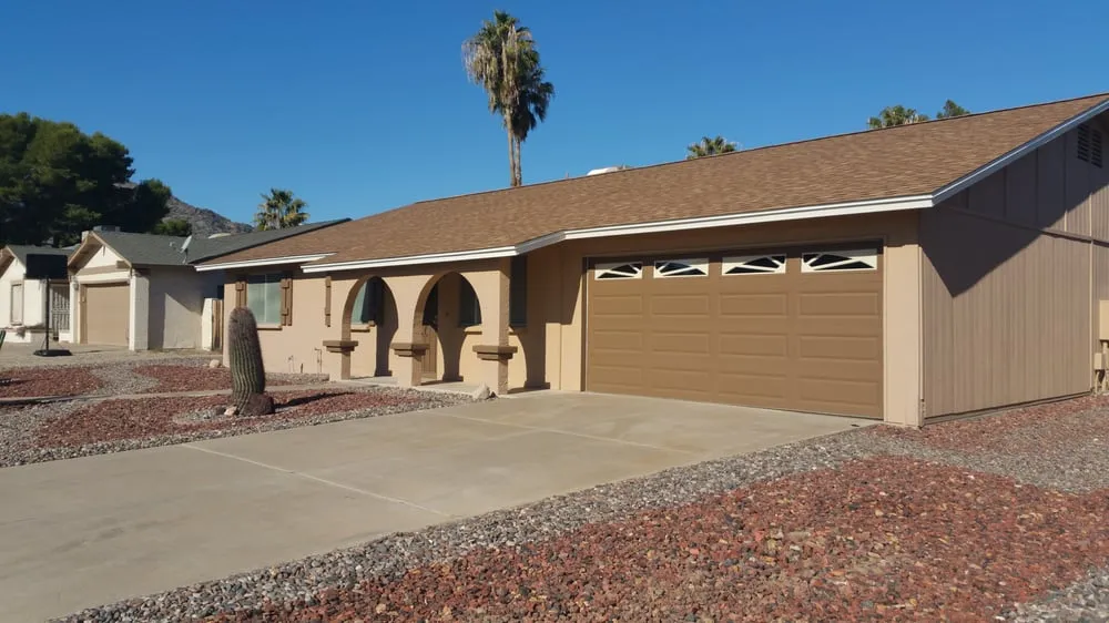 Slide of D & M Roofing