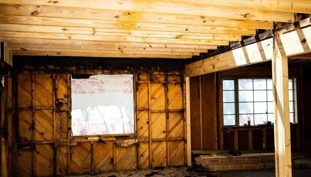 Slide of D & R Contractors