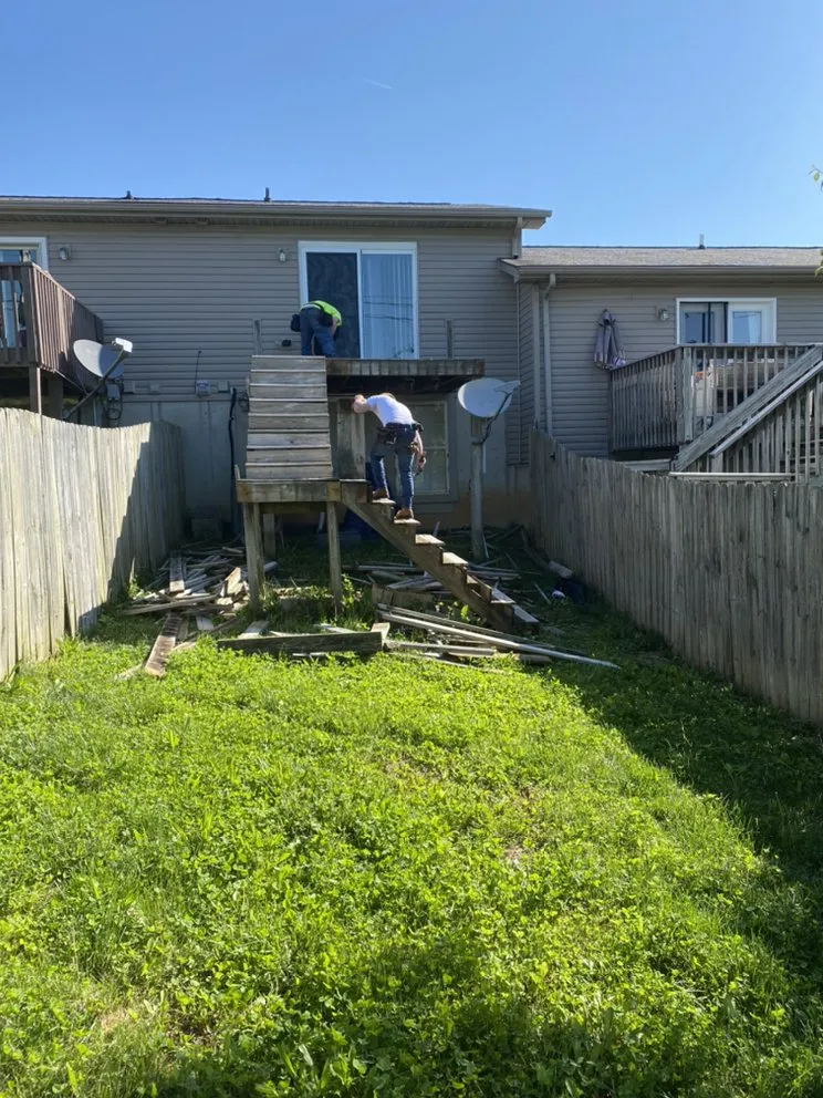 Slide of D & R Dynamic Decking