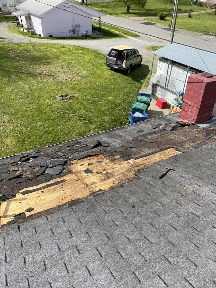 Slide of D & R Dynamic Decking