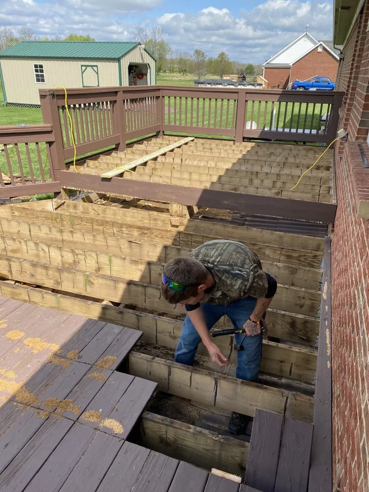 Slide of D & R Dynamic Decking